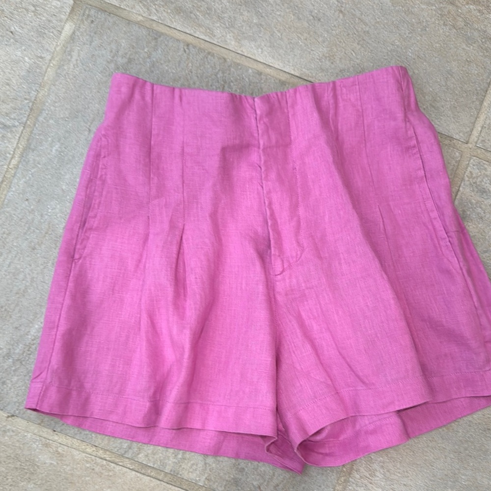 Lanhtropy Women's Pink Linen Shorts size S